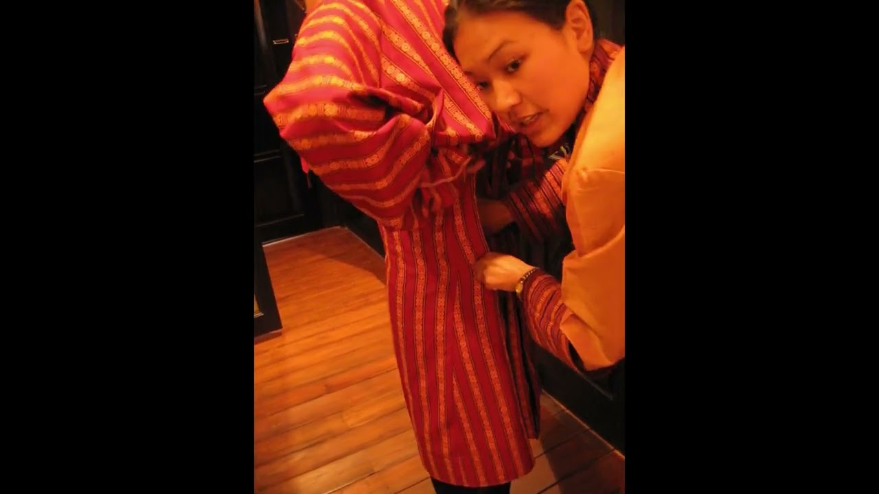 How to wear Gho - national attire for men in Bhutan