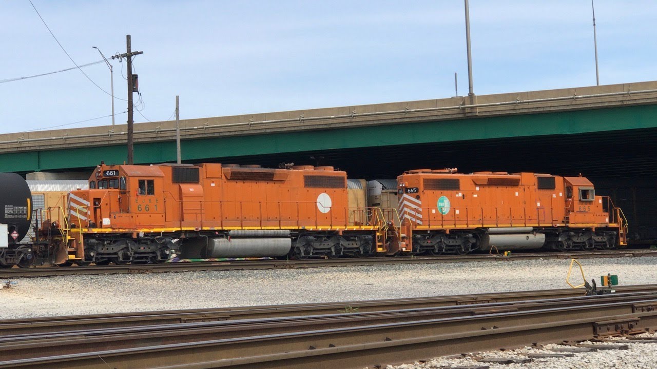 EJE SD38-2 Duo Switching in Homewood, IL
