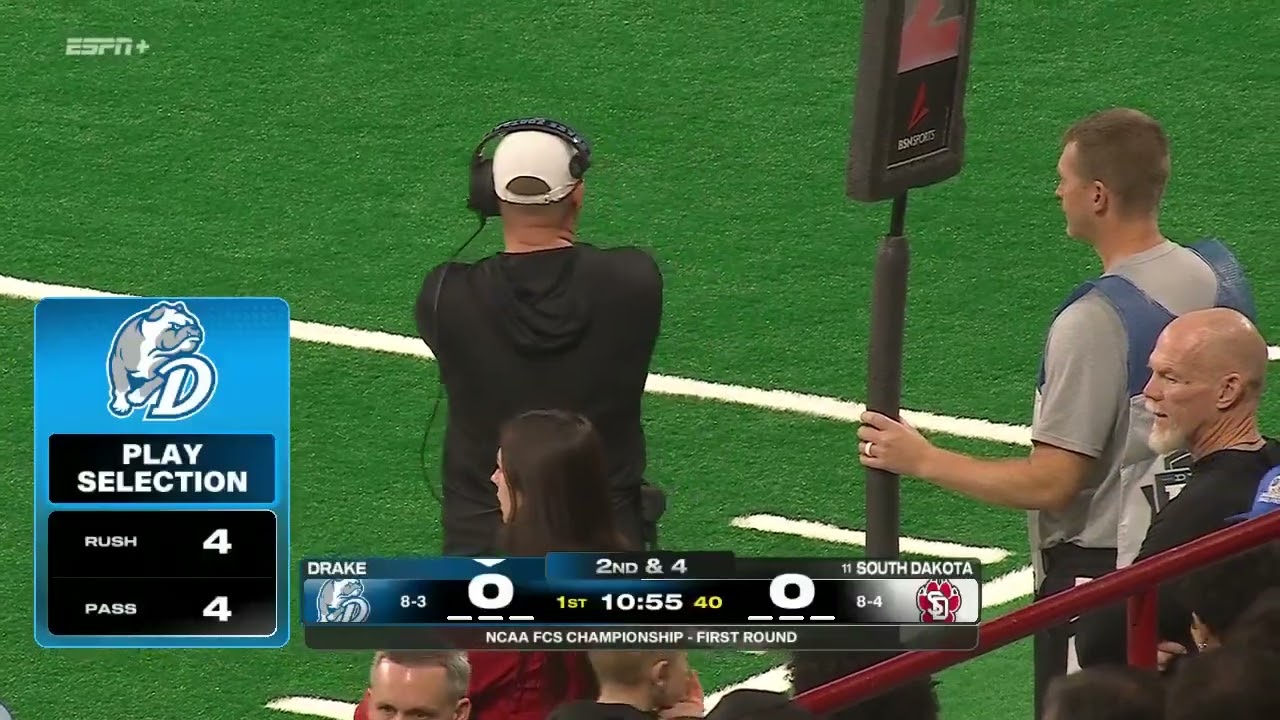 NCAA Football 2025: (FCS Playoffs) Drake at #20 South Dakota