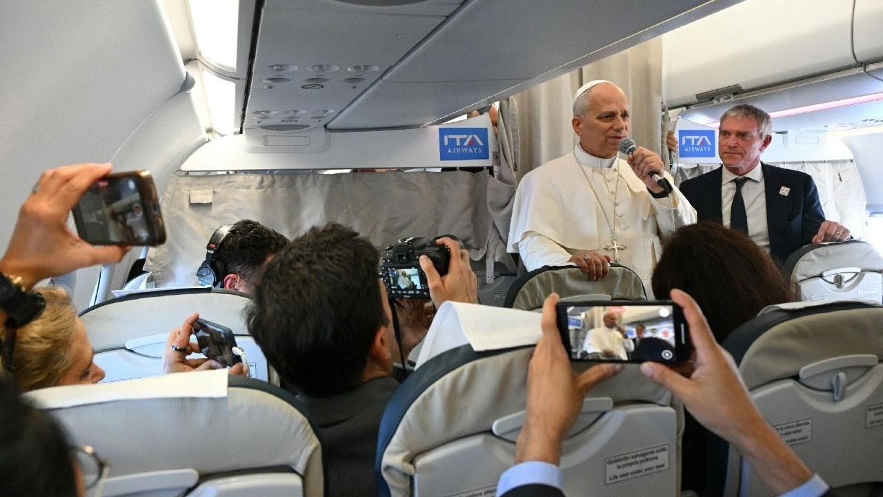 Papež novinarjem: Turčija ima pomembno vlogo glede miru na Bližnjem vzhodu in v Ukrajini