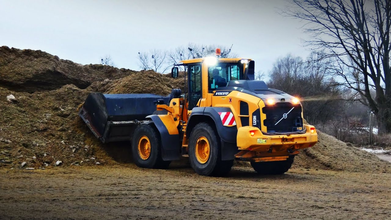 Volvo L120H - załadunek kiszonki - testy nowego sprzętu + info w opisie.