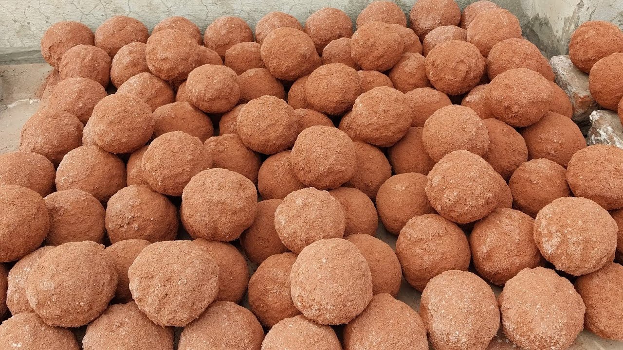 100+Pure Red dirt damp dry balls crumbling in water satisfying
