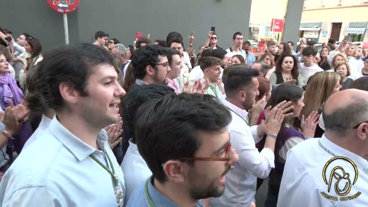 Traslado del Simpecado de la Hermandad del Roc&iacute;o de Triana a Santa Ana | Pentecost&eacute;s 2024 en Sevilla