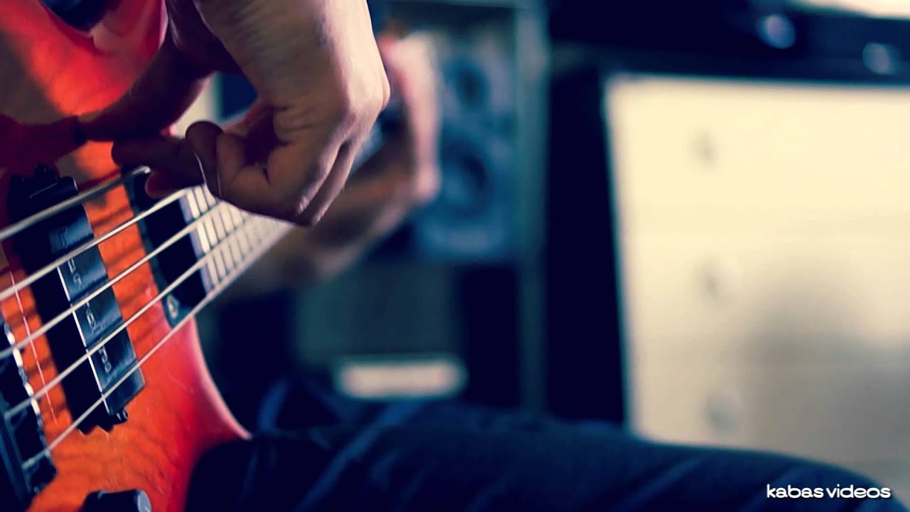 Jamiroquai - Slipin' N' Slidin' - (bass cover)