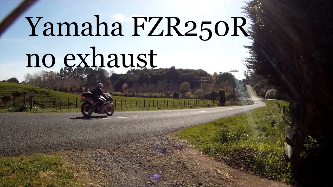 (GoPro)Yamaha FZR250R 3ln flyby's with no exhaust