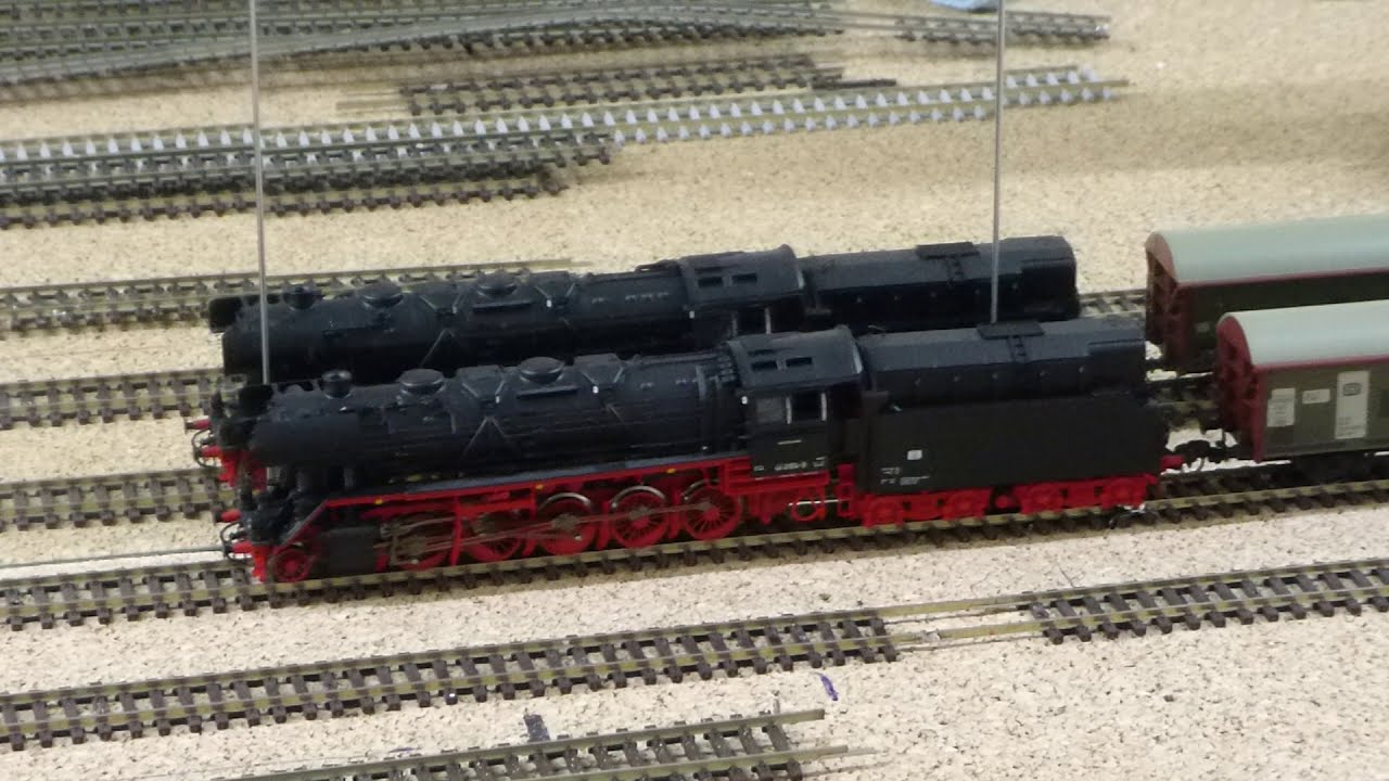 Neue Roco BR 44 Öl befeuert Henning Sound auf dem Layout ( 70664 )