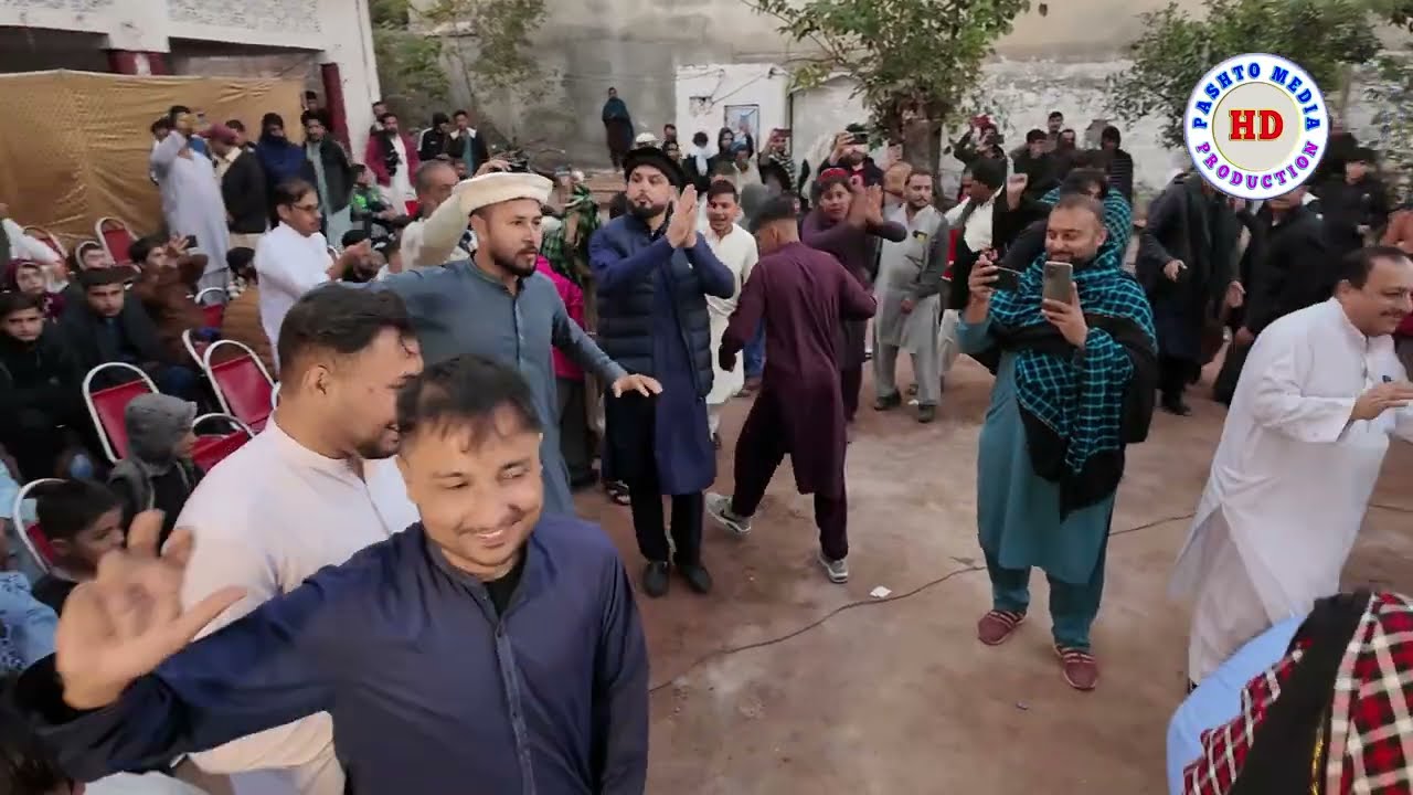 Zubair Nawaz | Pashto New Attan | Zar Me Tasara Bandi da Sheen Khaley | HD 2025 | By@pashtomp