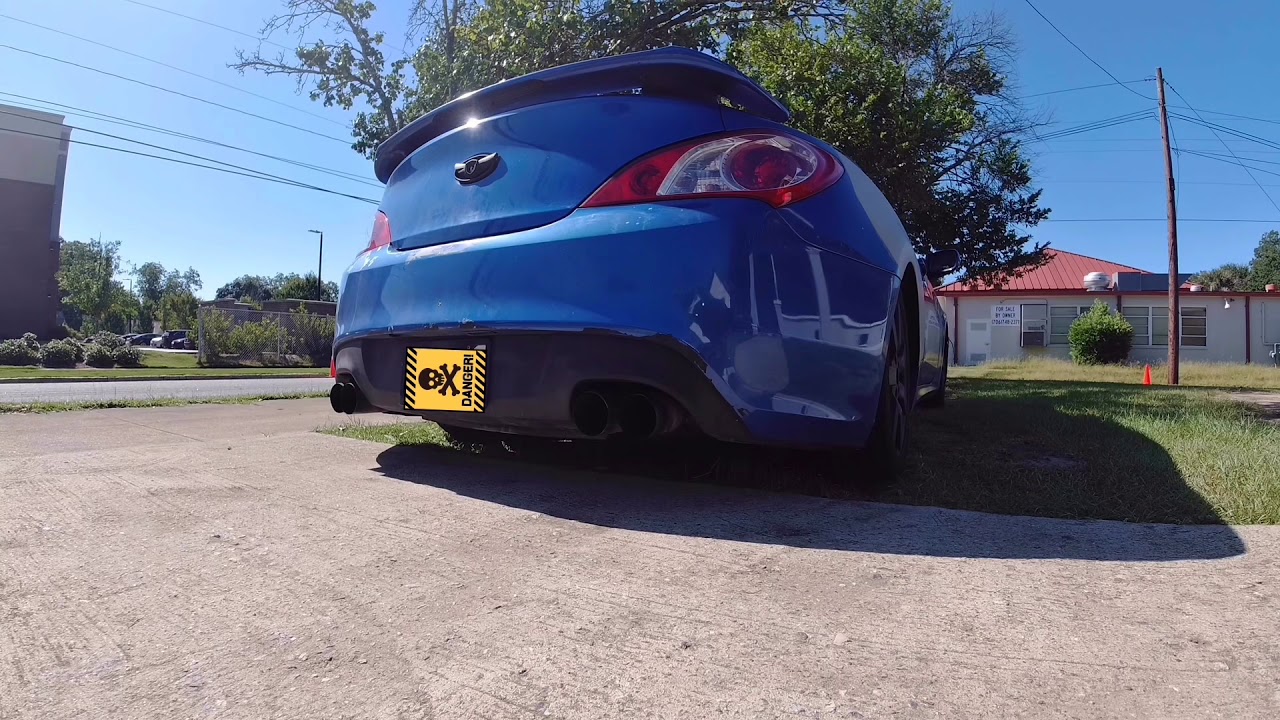 Genesis Coupe 2.0T straight pipe  (Backfire)