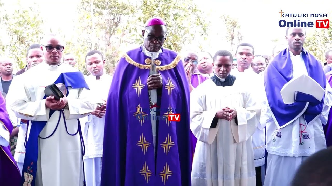 TAZAMA MAPADRE, MASISTA NA MAMIA YA WAOMBOLEZAJI KUSHIRIKI MAZIKO YA SISTER AGATHA SHIRIMA-MALOWA