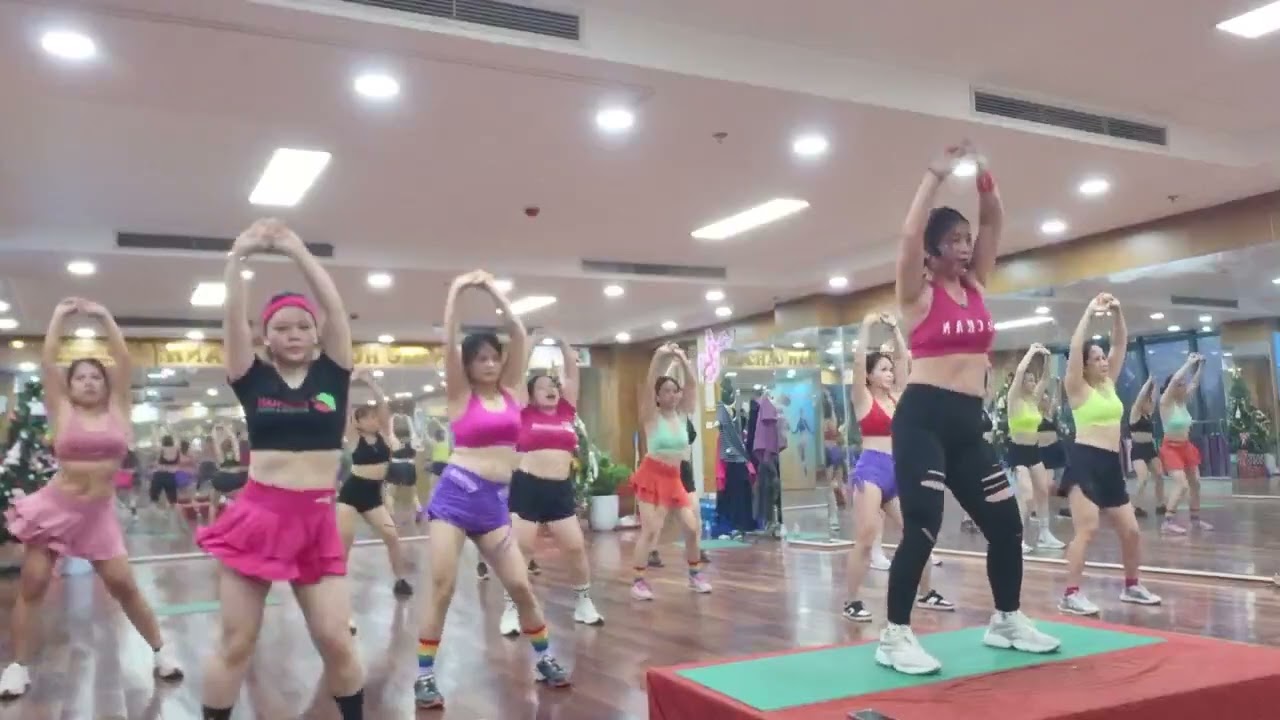 Tập luyện gì chưa các người đẹp 😁 #aerobicMinhNgoc