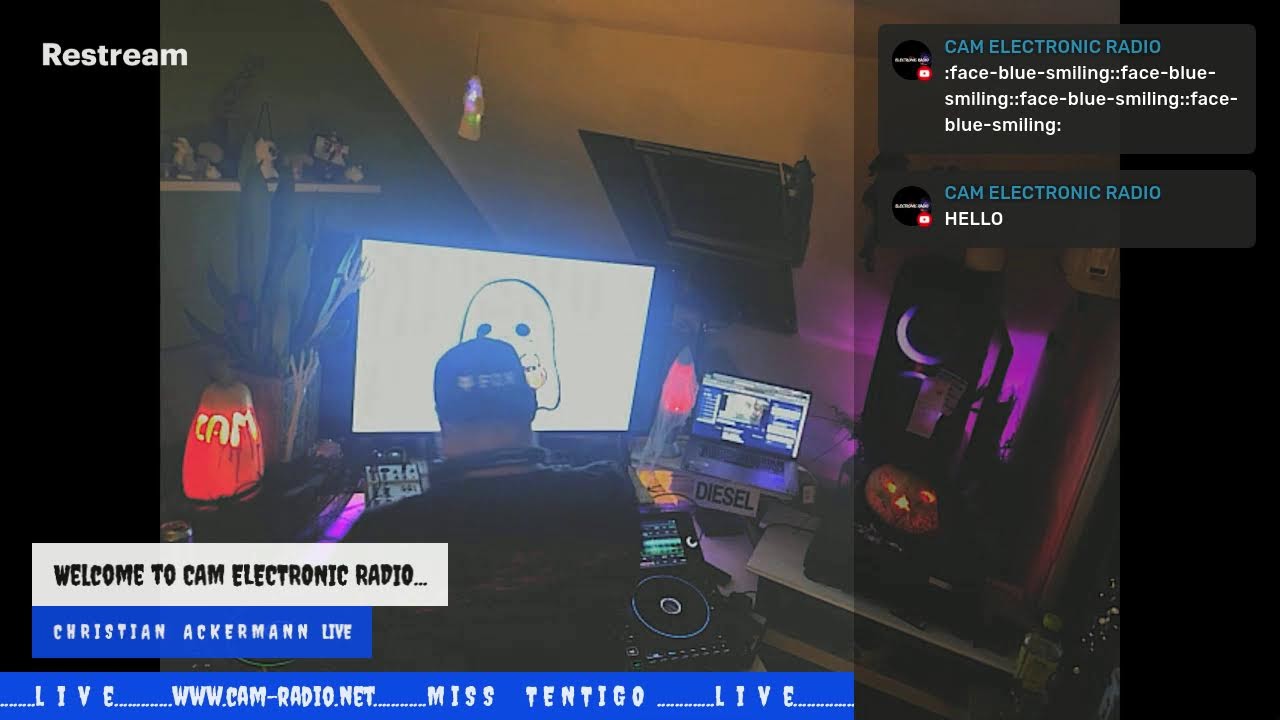 Live CAMRADIO
