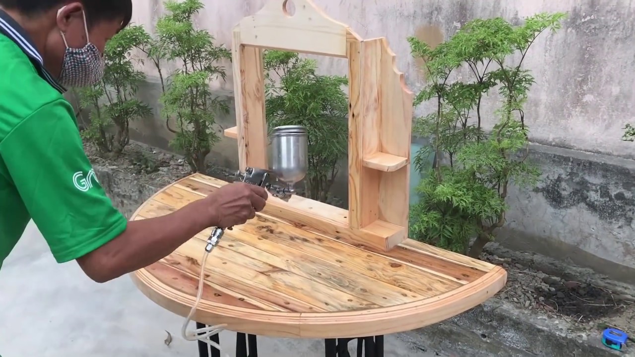 Amazing Woodworking Design Ideas From Salvaged Wood // How To Build A Modern Makeup Table -  DIY!