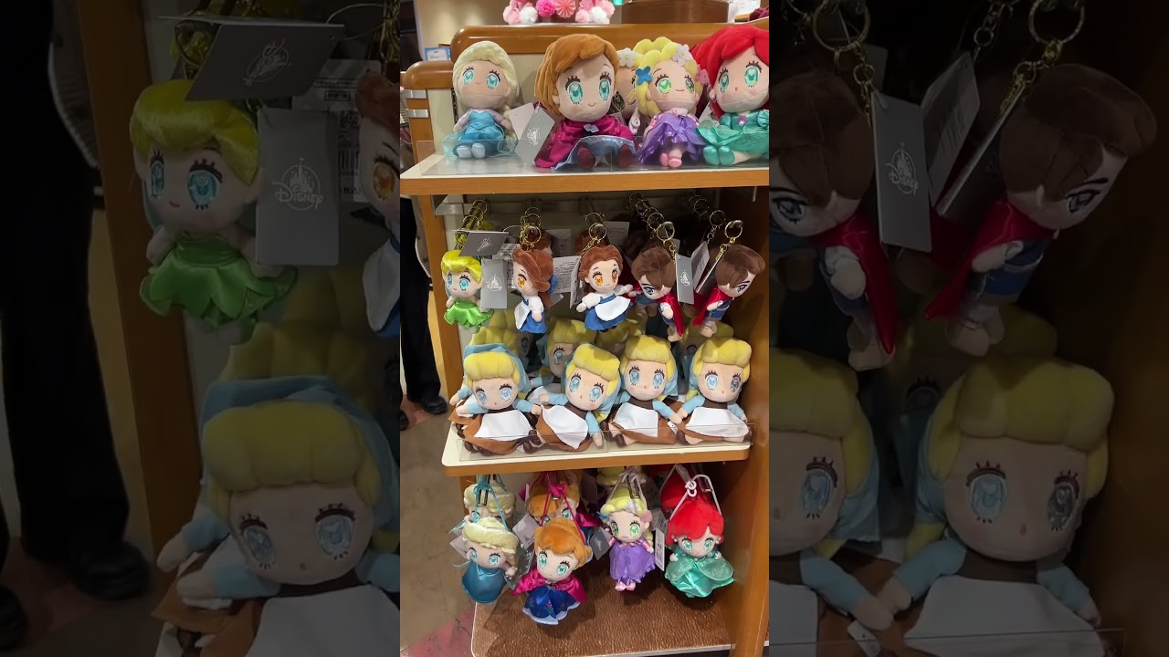 Disney Merch finds at the Disney Store in Ikspiari (Tokyo) #disneystore #disney #tokyodisney #tokyo