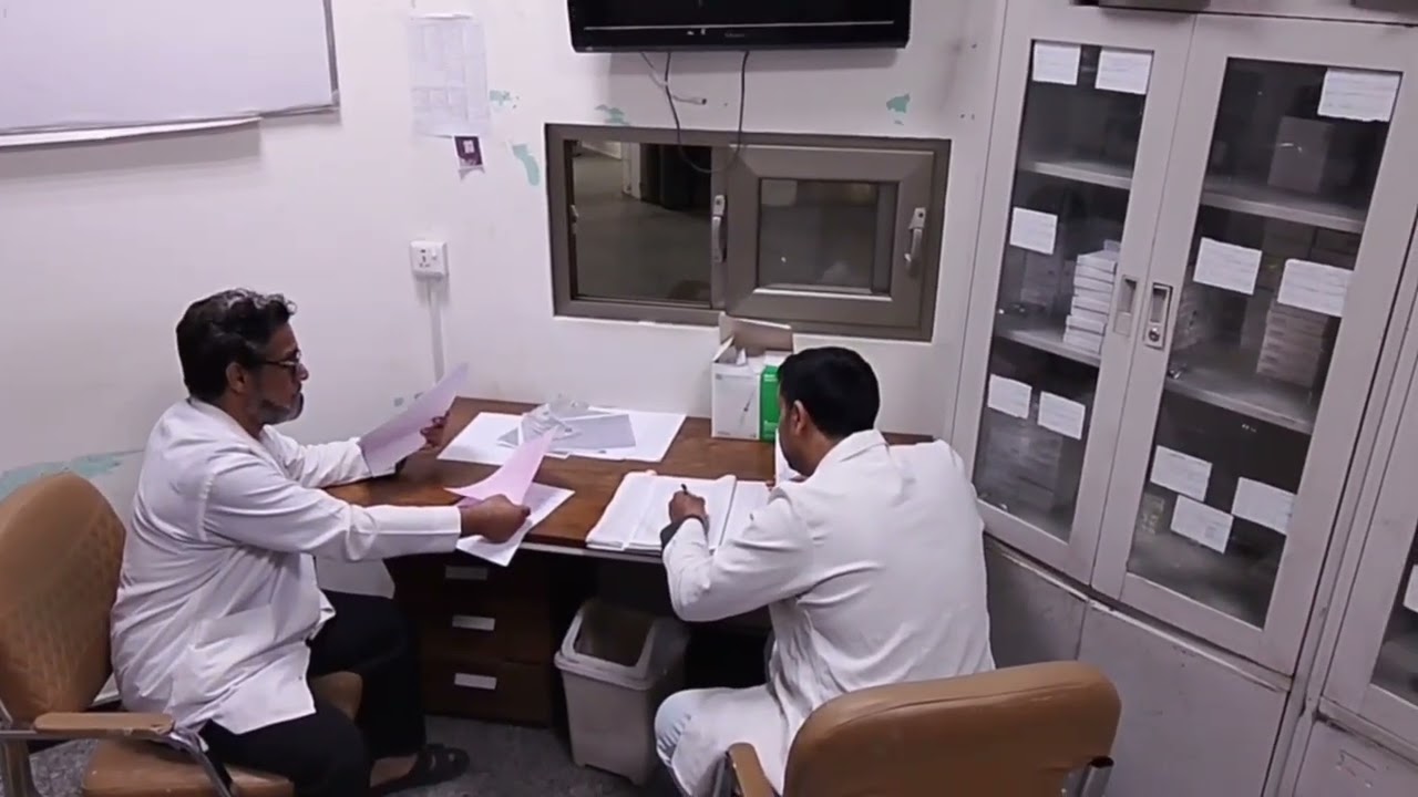 الملاكات الطبية  والصحية والتمريضية الخافرة في مستشفى الحبوبي تواصل تقديم الخدمات العلاجية للمرضى.