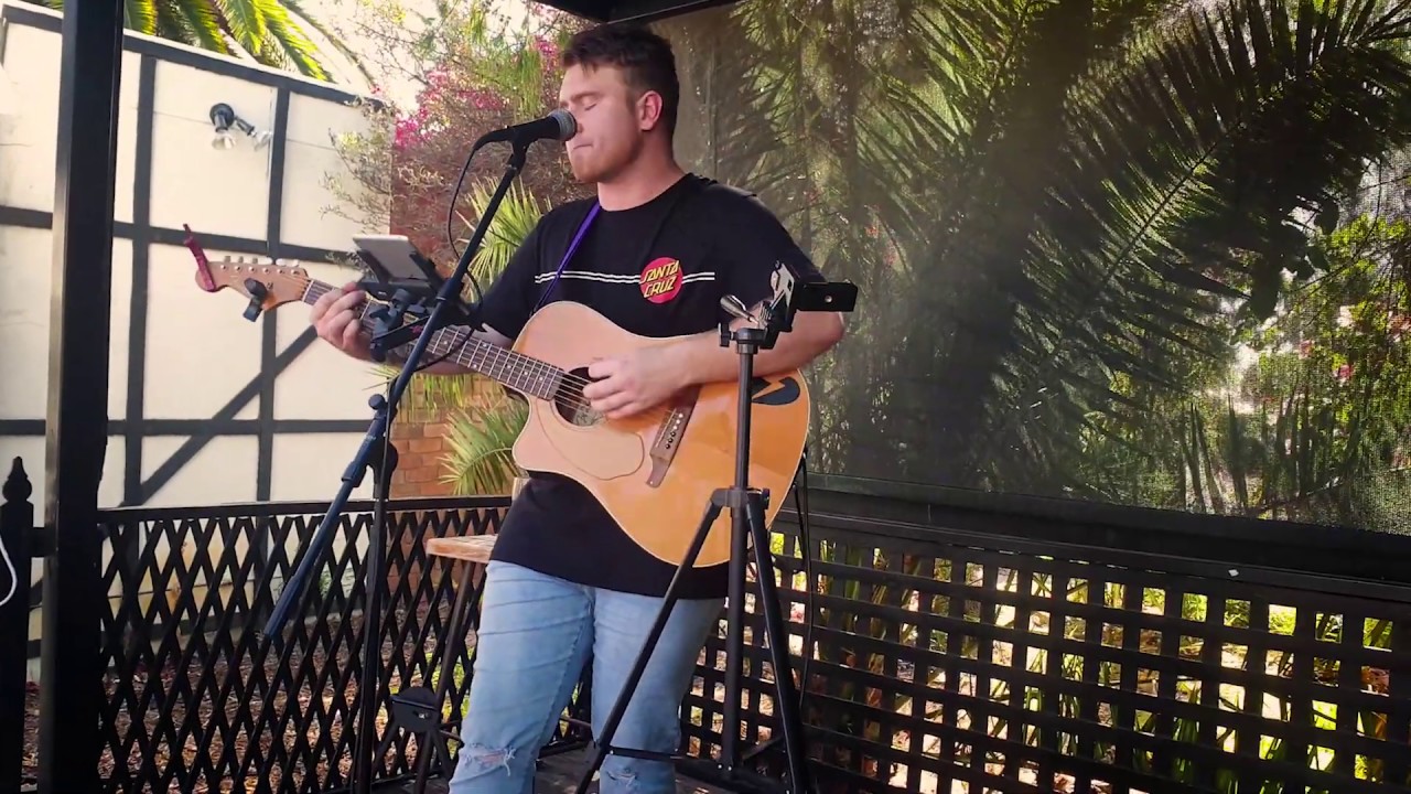 Kieran Samuel Live @ The Swinging Pig