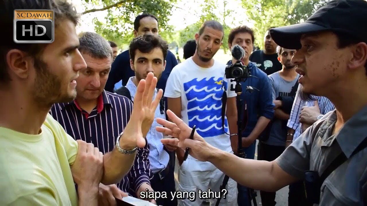 P1 - Di Mana Yesus Mengaku Tuhan?' Mansur Vs Christians | Speakers Corner | Hyde park