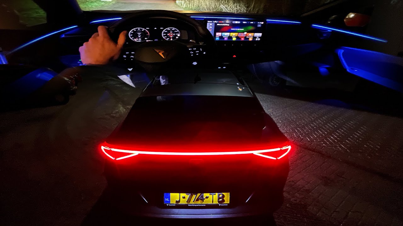 CUPRA FORMENTOR VZ 310HP NIGHT DRIVE by AutoTopNL