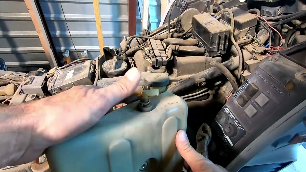 1987 Honda Goldwing GL1200 CARBURETOR REMOVAL