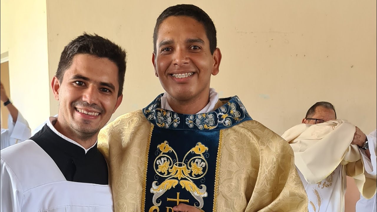 Primeira Missa do Padre André Patrick, CRSP.  RITOS INICIAIS, vídeo na íntegra. 05/02/2023
