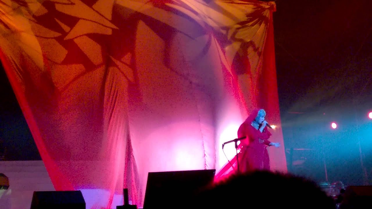 Shila Amzah's Concert in Foshan 茜拉佛山演唱會 -  My Heart Will Go On + I Will Always Love You