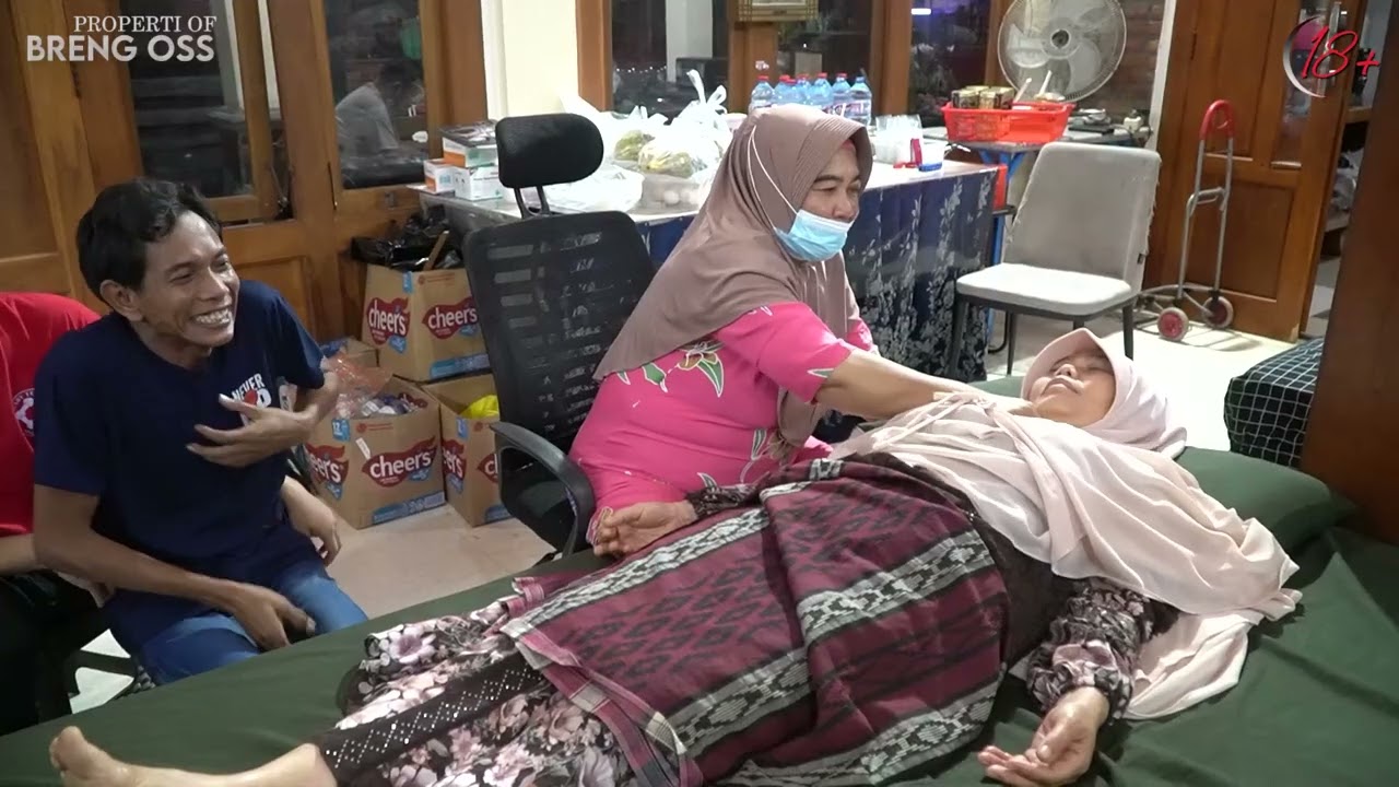 SOSOK ISTRI YANG TAAT DENGAN SUAMI TAPI DIHIANATI