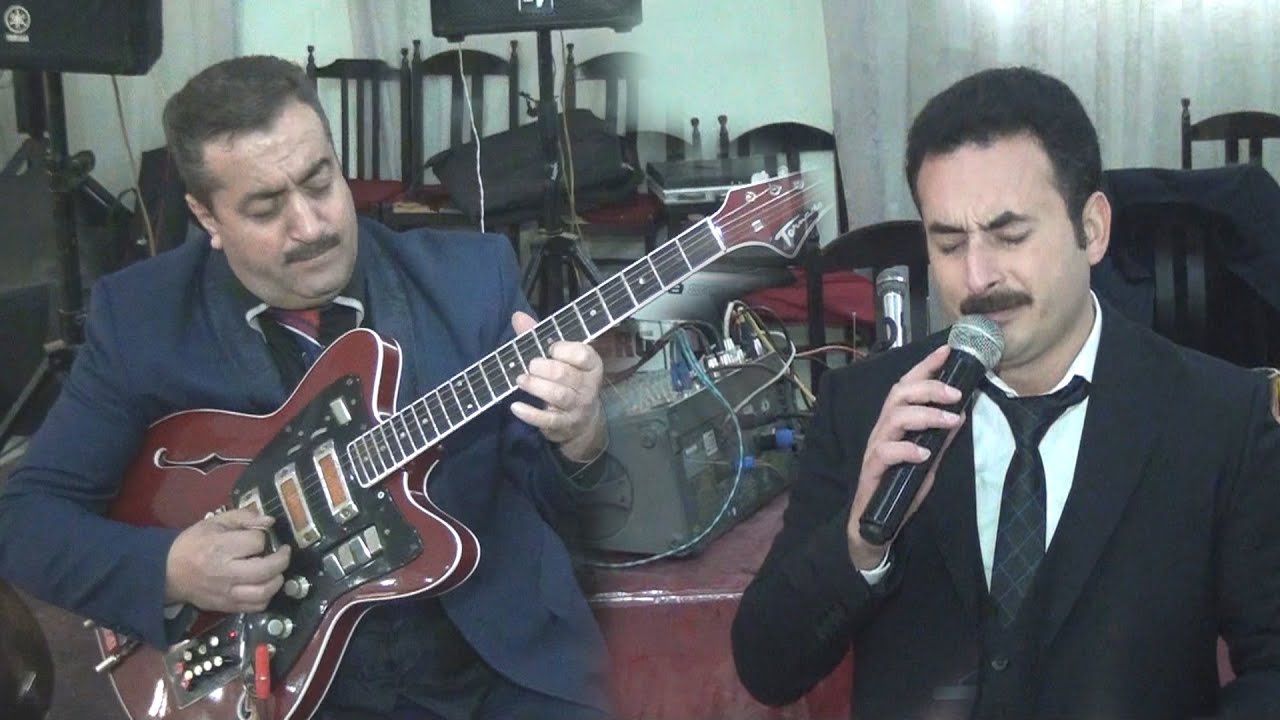 Oxuyur Ilqar Bərdəli, gitara Seyid Əbdül (Kiçik Dəhnə kəndi)