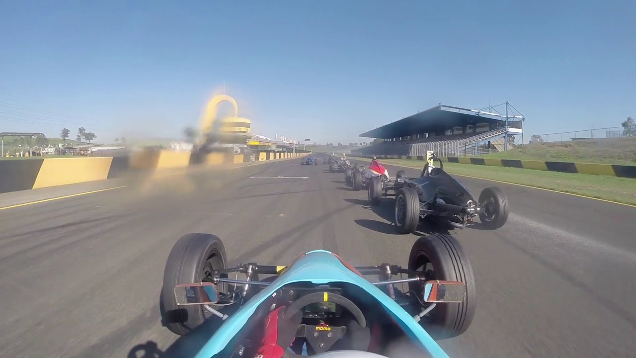 Formula Vee 2018 SMP Turn 1 Race 2 incident