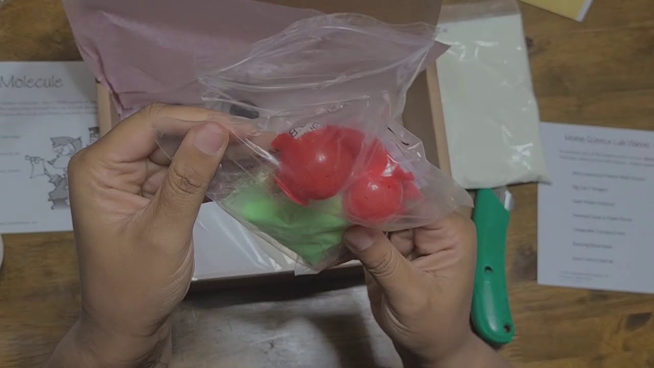 LETS GO Unboxing Sample STEM2home Explore Box