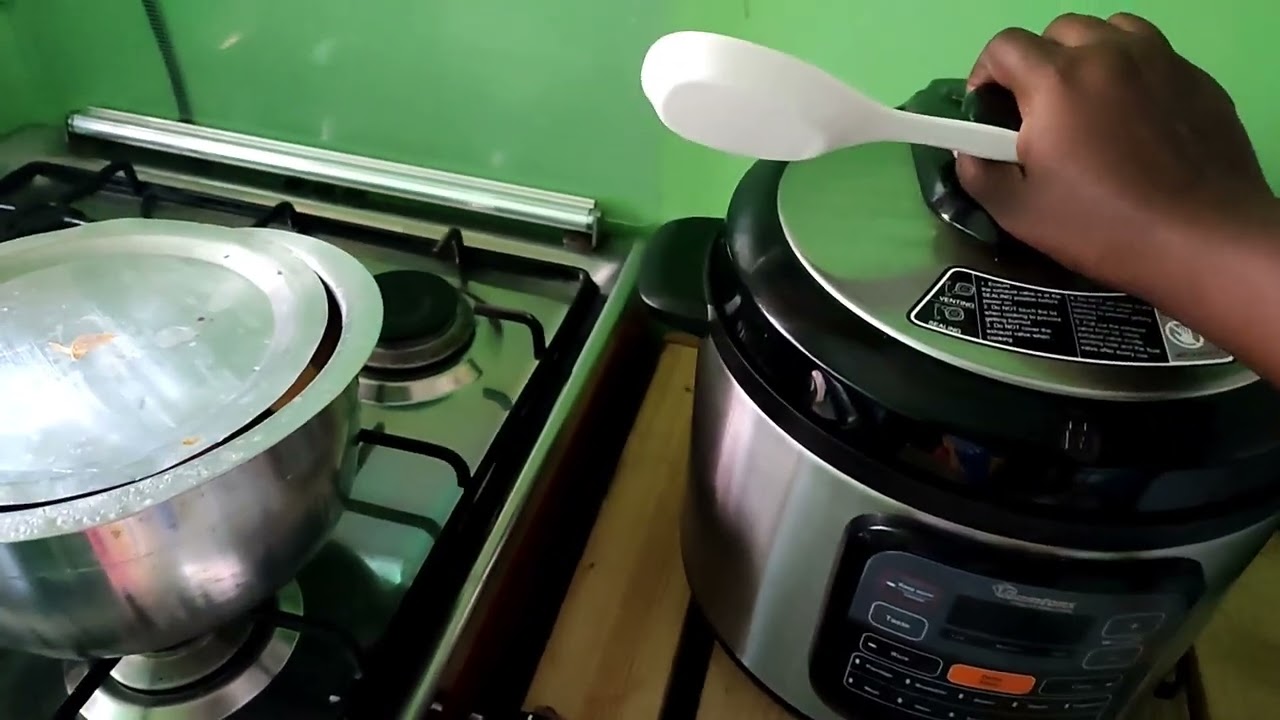 Electric pressure cooker/ Ramtons Brand/ Dee Tottie Kitchen ✔️