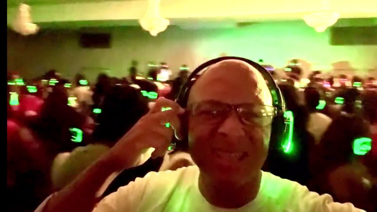 SSU Silent Headphone Party Class of 2029