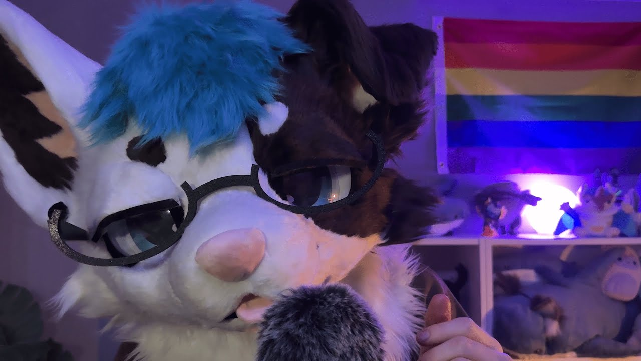 [Furry ASMR] Drunken and kind of scuffed affirmations and hand sounds :3