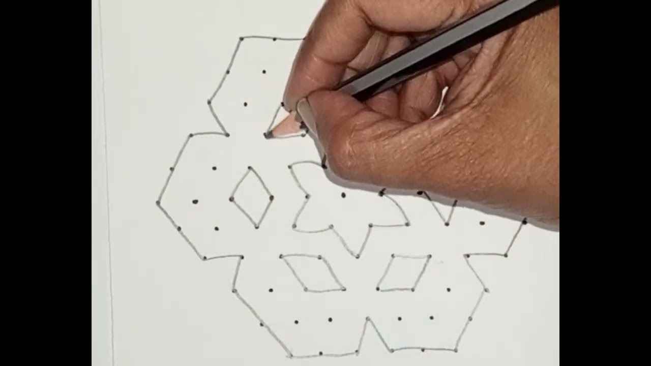 11×6 middle dot rangoli 