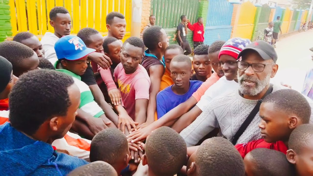 Rwanda with Peter Simon Global nomads project