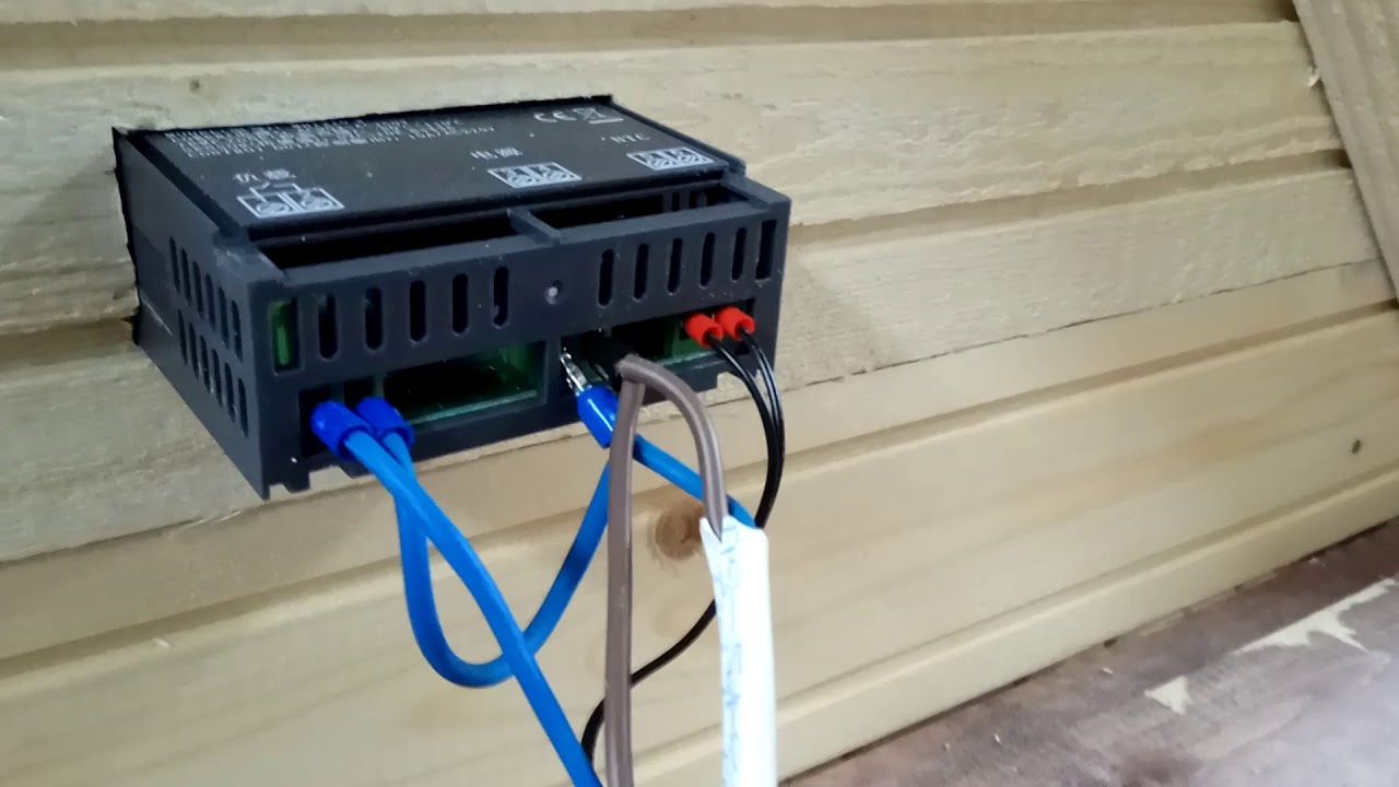 Как подключить провода к терморегулятору 1.