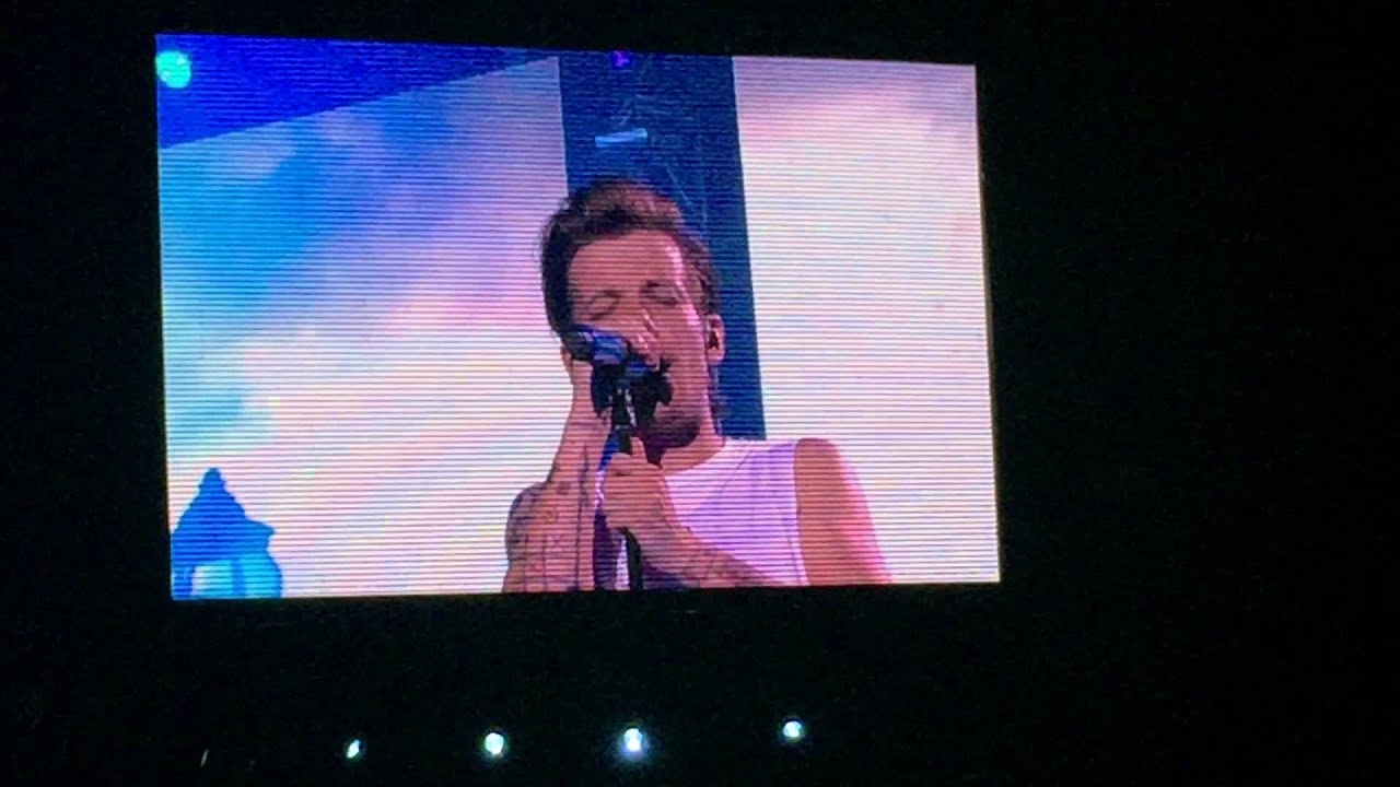 YOU & I - ONE DIRECTION (ON THE ROAD AGAIN TOUR MANILA 03-22-15)