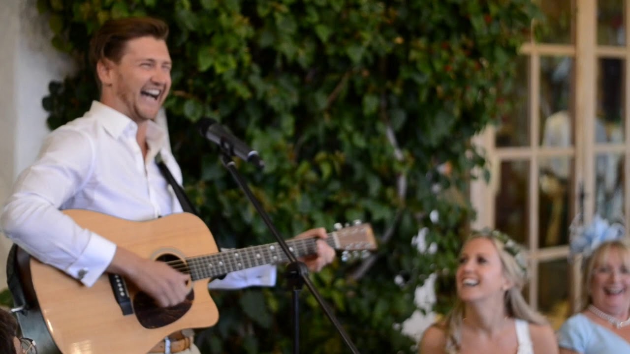 Singing Groom Speech!