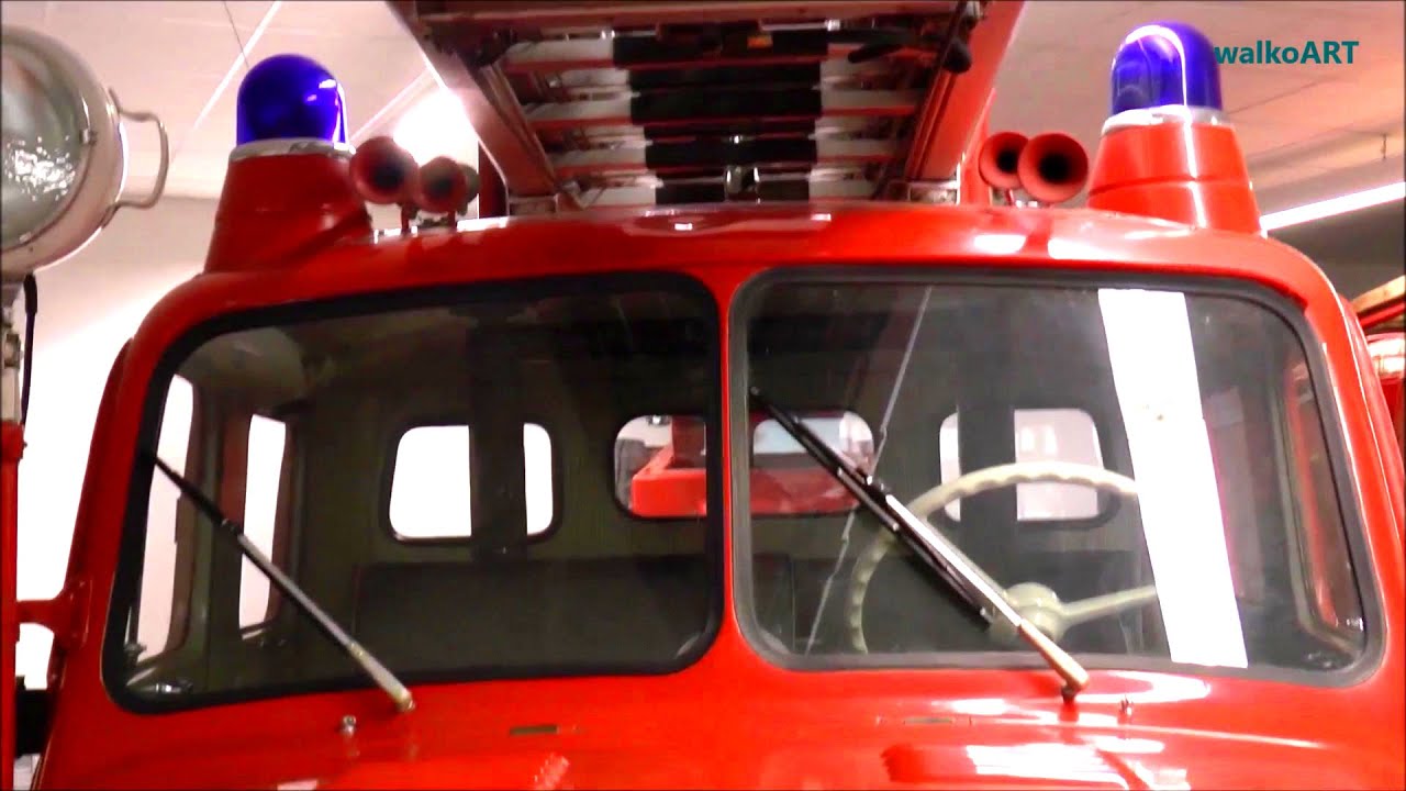 Klassische Feuerwehr Fahrzeuge - Autosammlung Steim Classic Fire trucks - Oldtimer