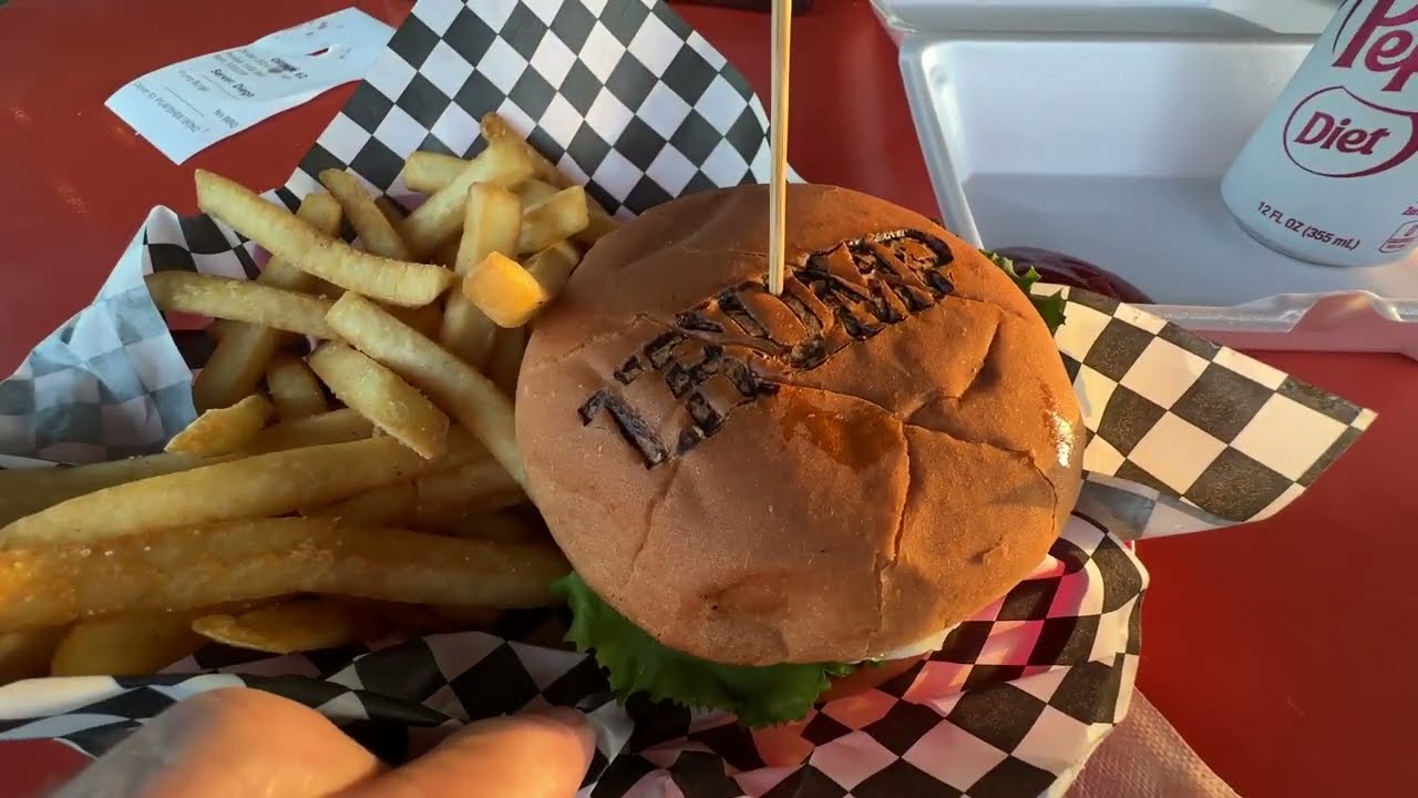 Trump Burger — Беллвилл, Техас