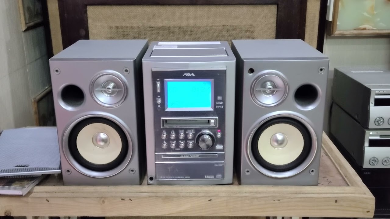 Aiwa lmj1 japan110v. H&agrave;ng đẹp full chức năng cd,md,tape,aux. Căng th&eacute;p xịn s&ograve;. Gi&aacute; 800k