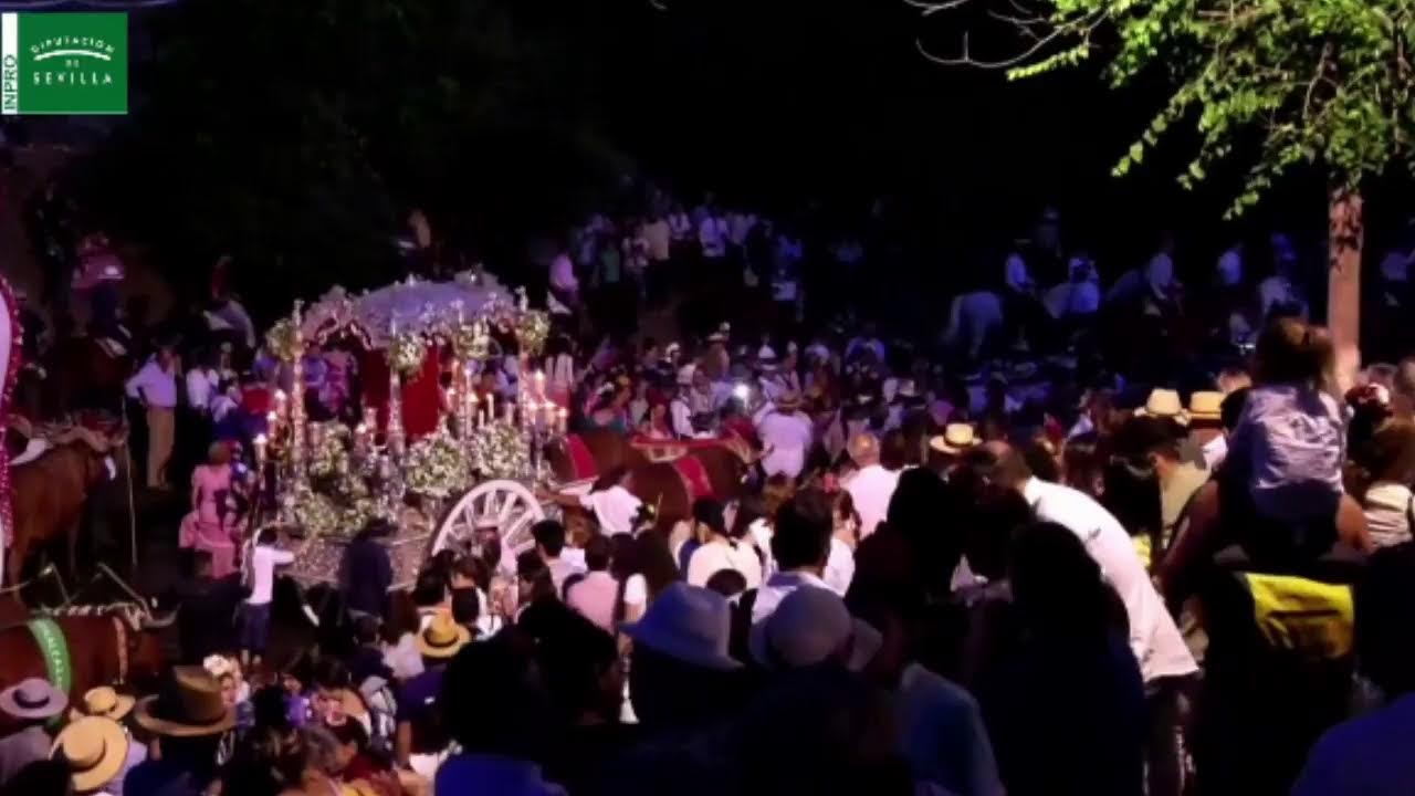 Paso de las hermandades del Rocío por el Vado del Quema