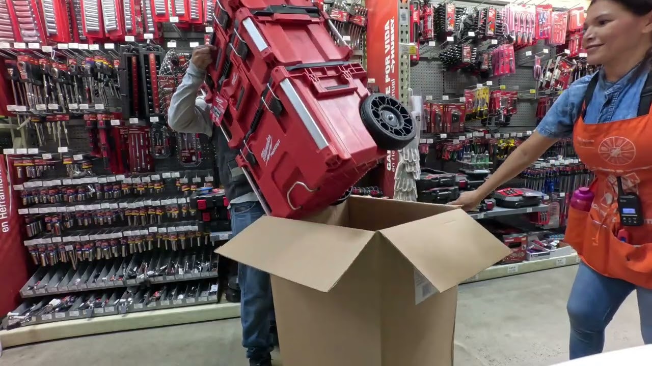 Comprando la Caja @MilwaukeeTool  en @HomeDepot 