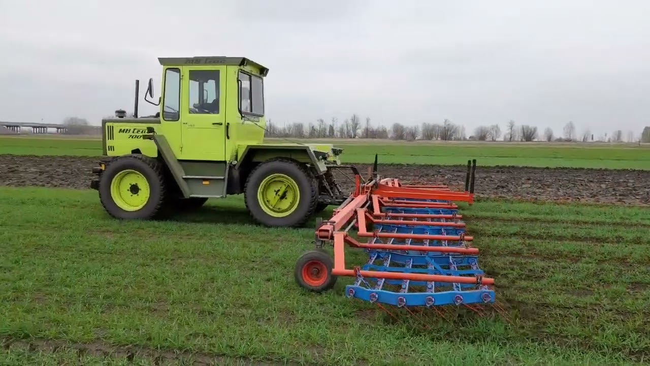 [2022] Műtrágyaszórás és gyomfésülés