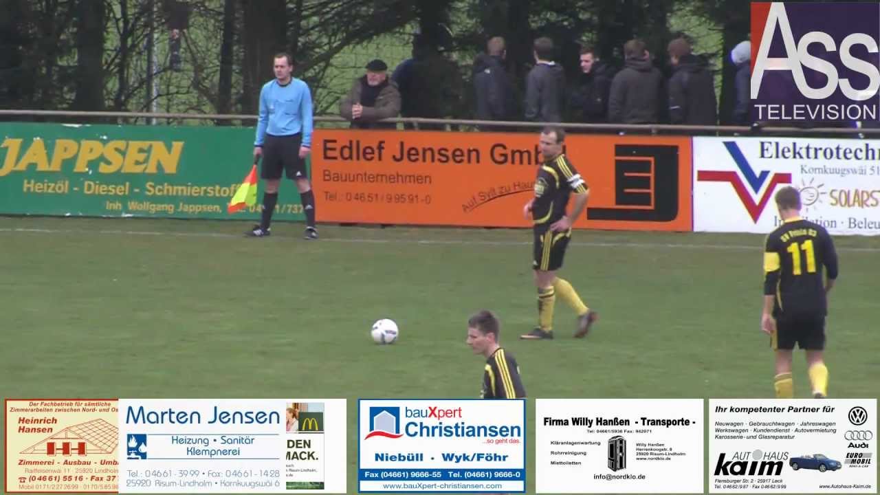 SV Frisia 03 Risum Lindholm - Schleswig 06 Fußball Verbandsliga Nord-West.