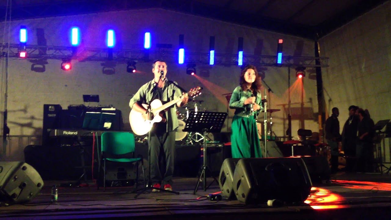 Gabriela Barros e Rui Melo. Actuação no Festival O Bairro i o Mundo, dia 4 de Outubro de 2014.
