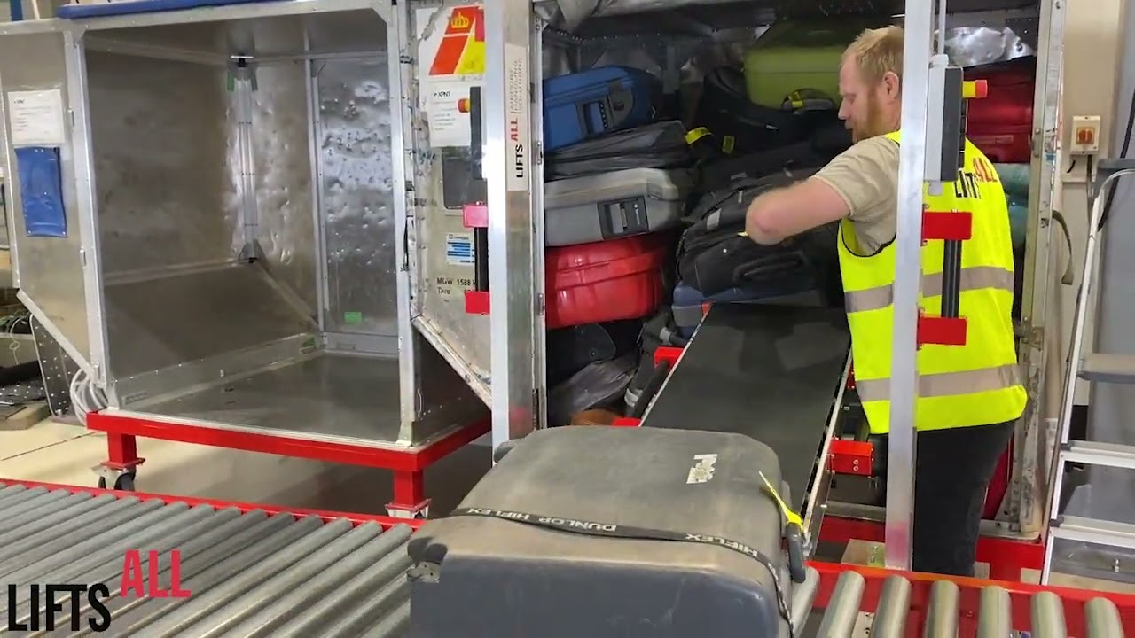 e-cus –  Easy airport container unloading