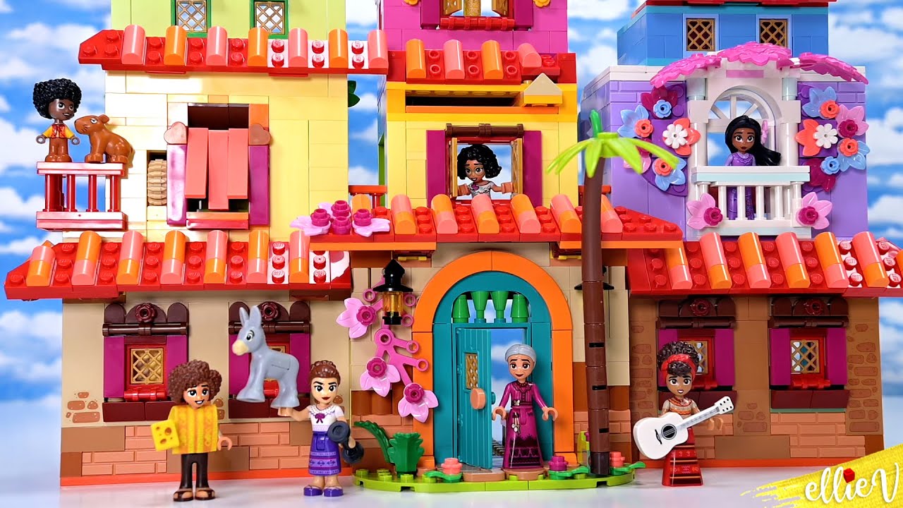 Magical Madrigal House complete build compilation | LEGO Disney Encanto review