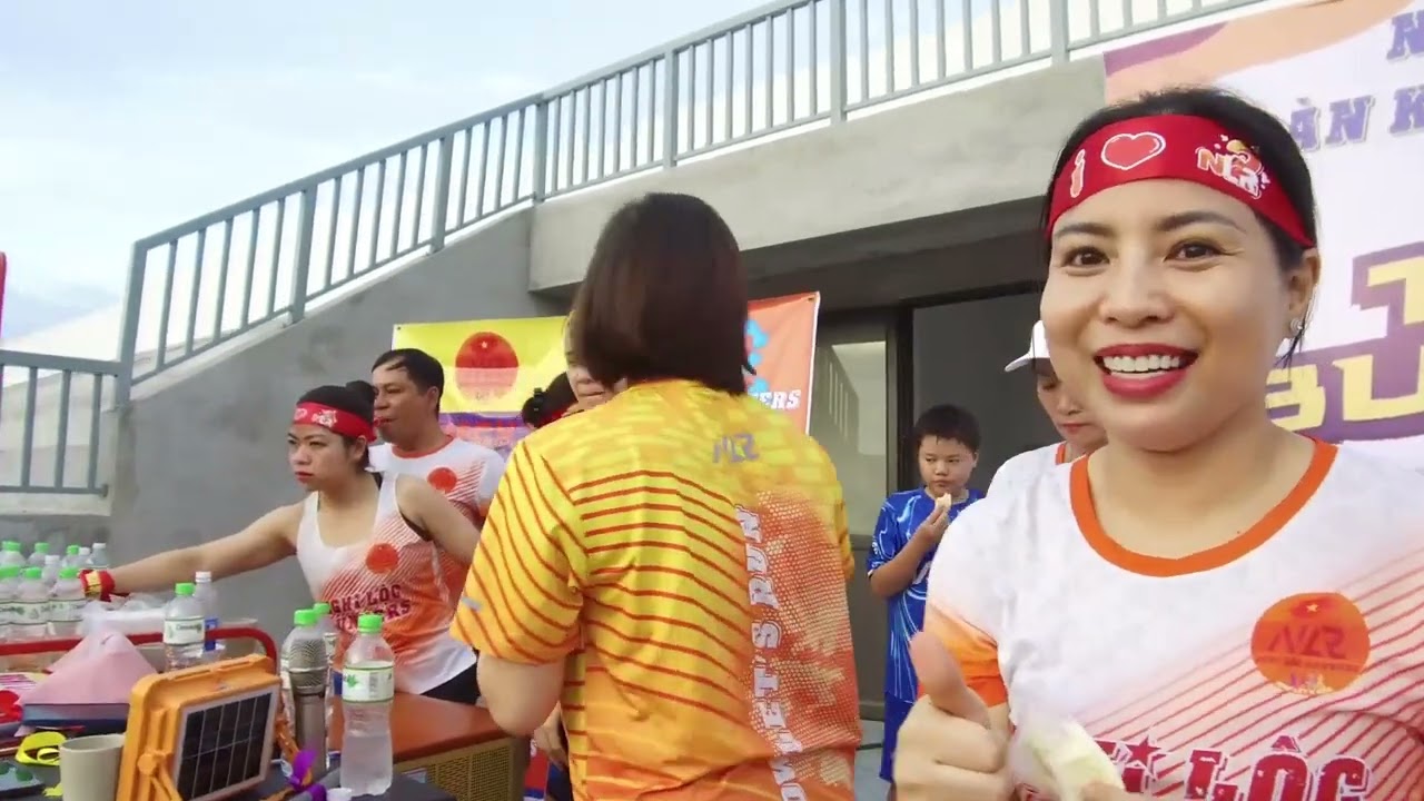 CLB RUNNERS NGHI LOC