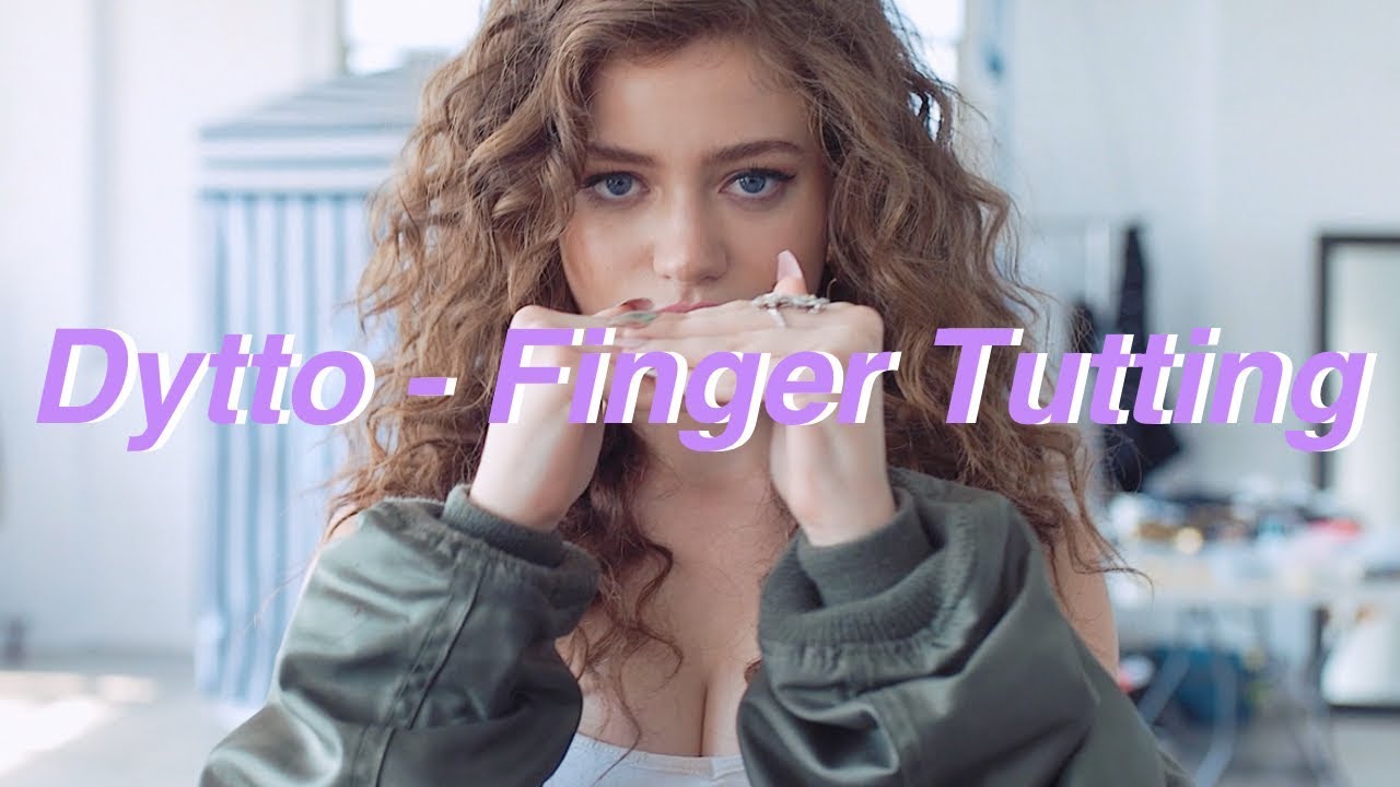 Dytto | China Glaze Chic Physique | Finger Tutting | #CGxDytto