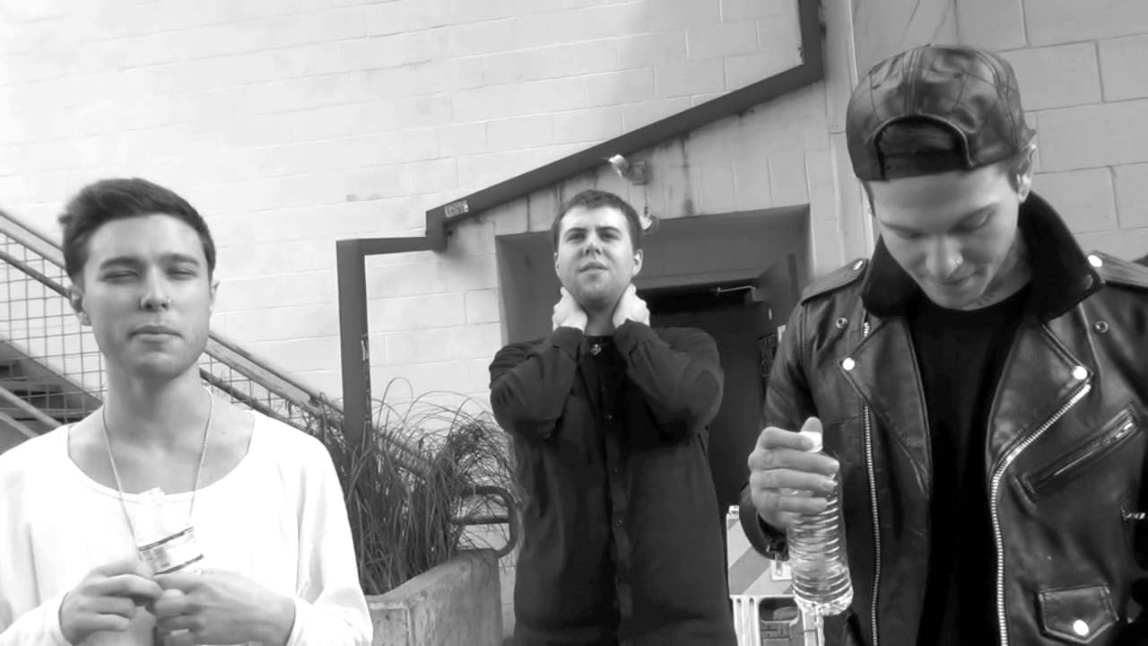 Candid Moments With Alternative Rock Band The Neighbourhood (Exclusive Interview)