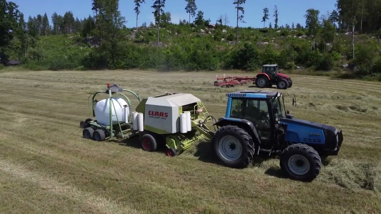 Förstaskörd 2025, Med Valtra 6200 och Massey Ferguson 5445